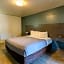 Econo Lodge Inn & Suites Heavenly Village Area