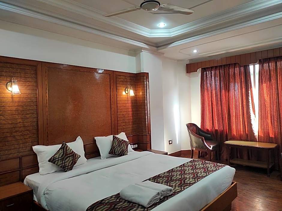 Hotel Ambarish Grand Residency