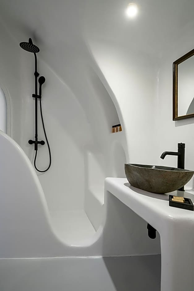 Oia Spirit Boutique Residences