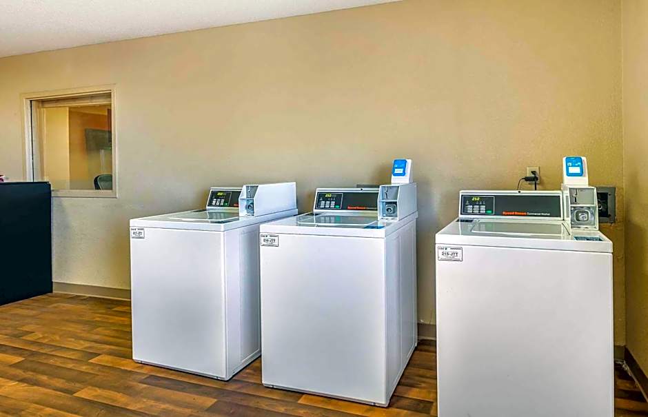 Extended Stay America Select Suites - Des Moines - West Des Moines