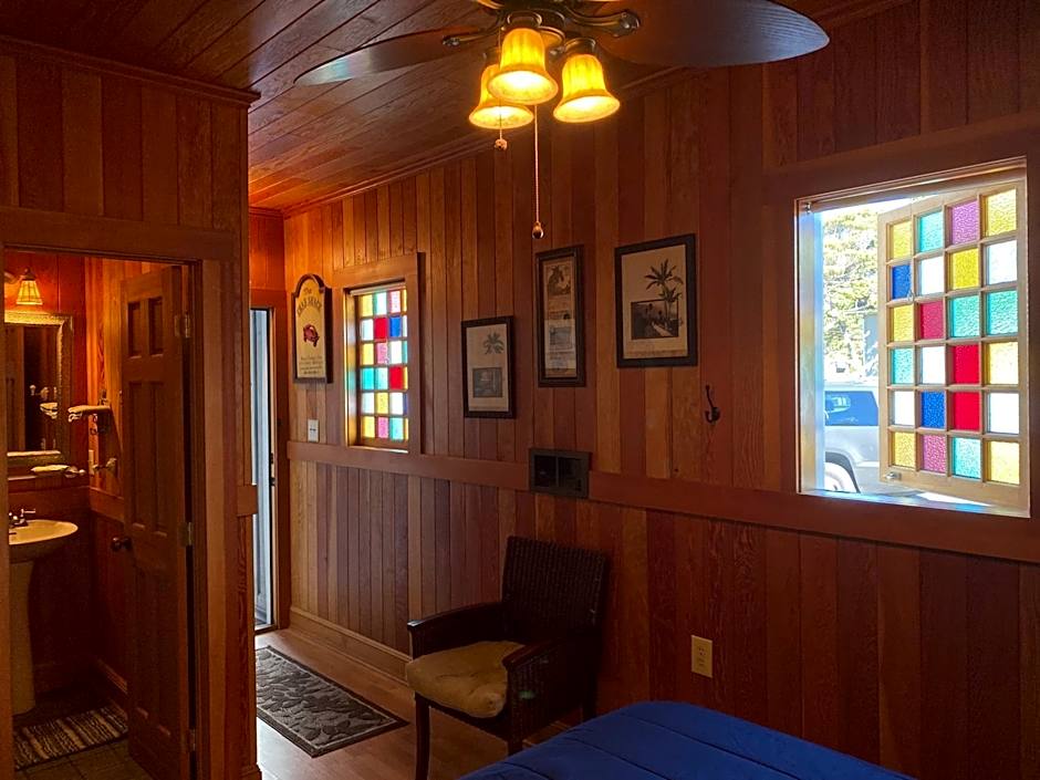 Whistling Winds Motel