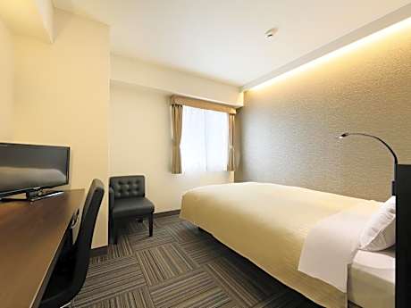 Double Room with Small Double Bed - Non-Smoking