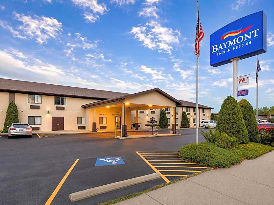 Baymont by Wyndham Hot Springs
