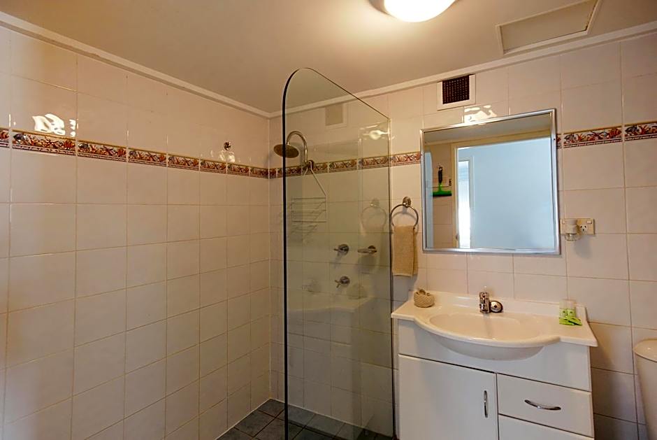 Marcel Towers Holiday Apartments