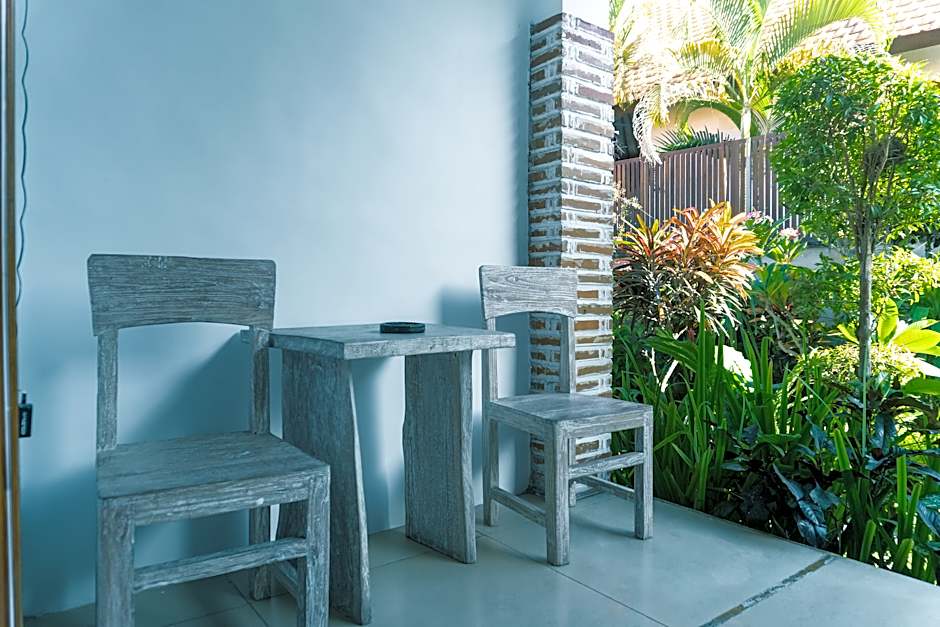 The Wina Guesthouse 2 by ZUZU