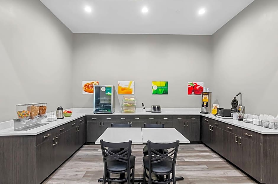 Quality Suites Houston NW Cy-Fair