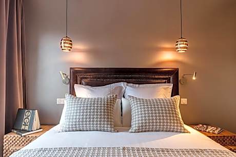 Superior Suite with Balcony