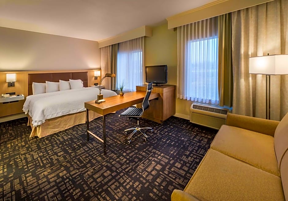 Hampton Inn By Hilton & Suites Reno