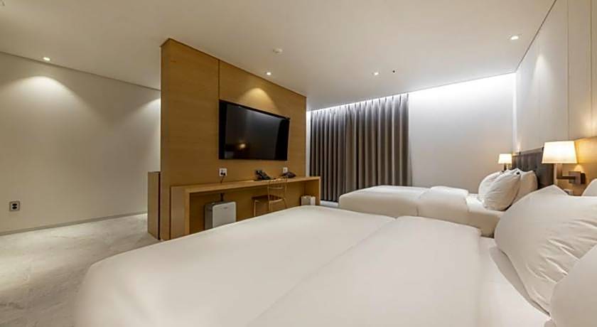Masan Daisy Hotel