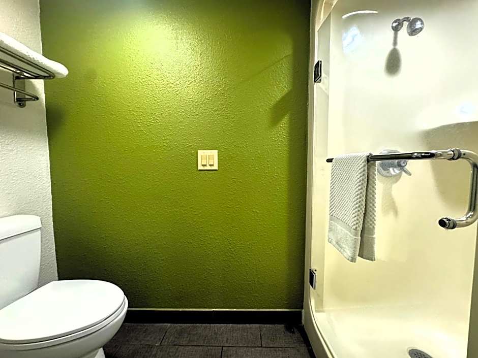 Travelodge by Wyndham Flowood/Jackson/Airport North