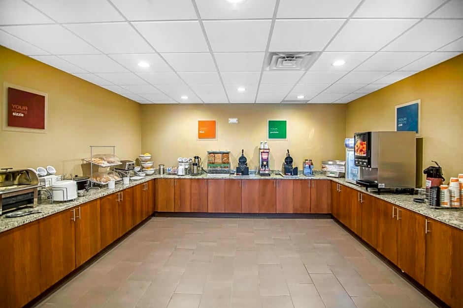 Comfort Suites - Dodge City