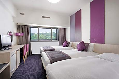 Comfort Twin Room with Extra Bed - Non-Smoking