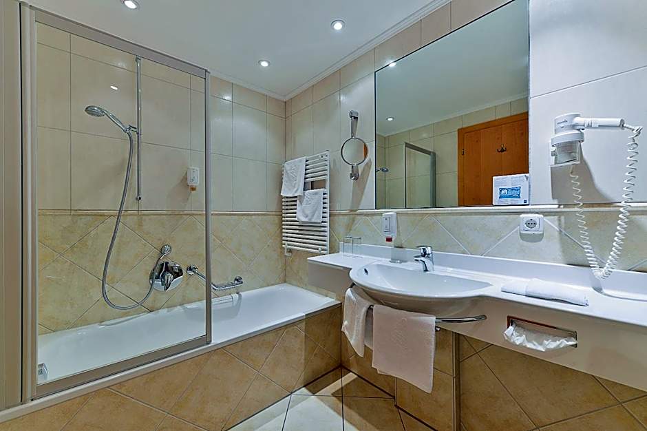 Das Schiff in den Bergen