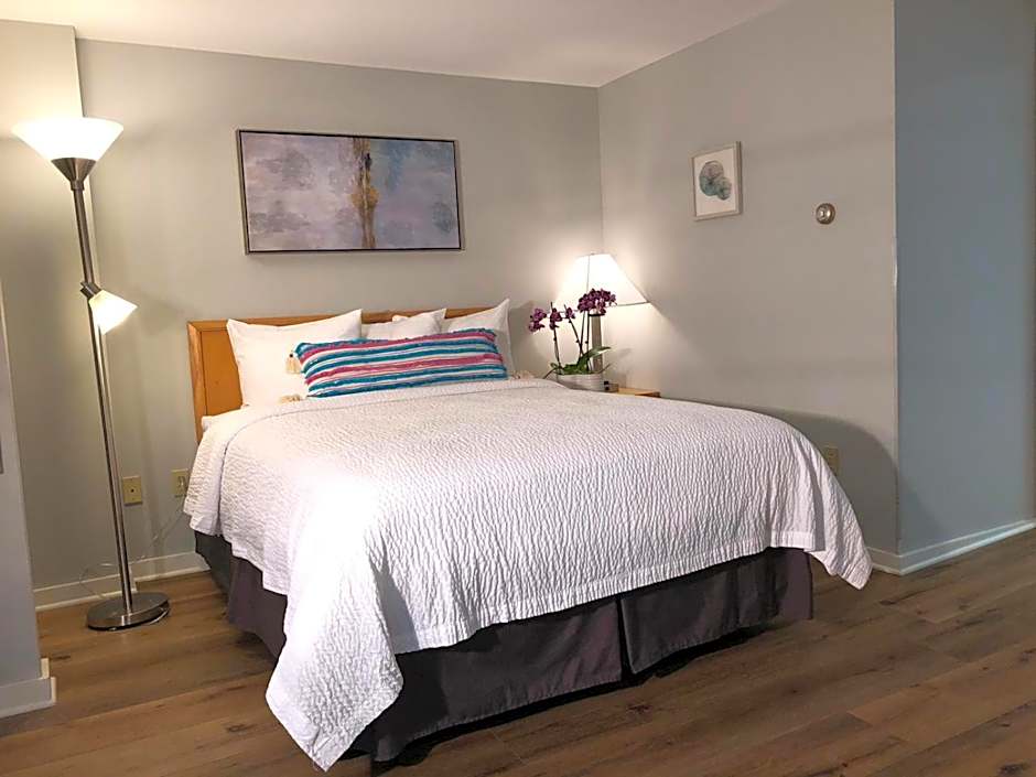 Hyannis Inn