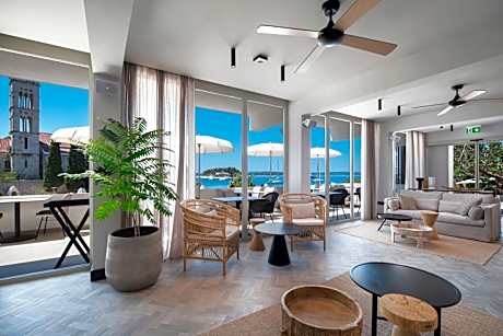 Beach Bay Hvar Hotel