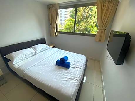 Superior One-Bedroom Apartment