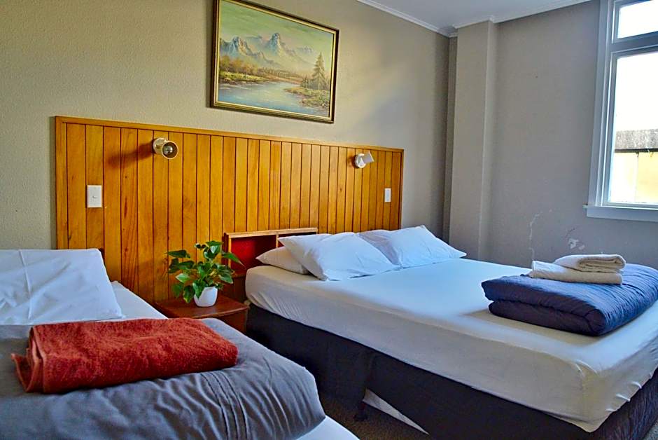 Ariki Backpackers