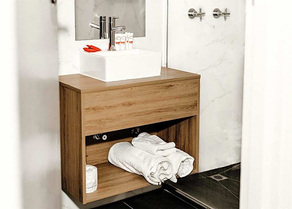 Nightcap at Barkly Hotel