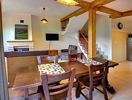 Two-Bedroom Apartment (1312 ft from the hotel)