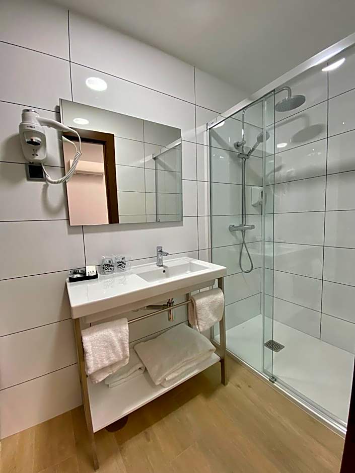 Evenia Alcala Boutique