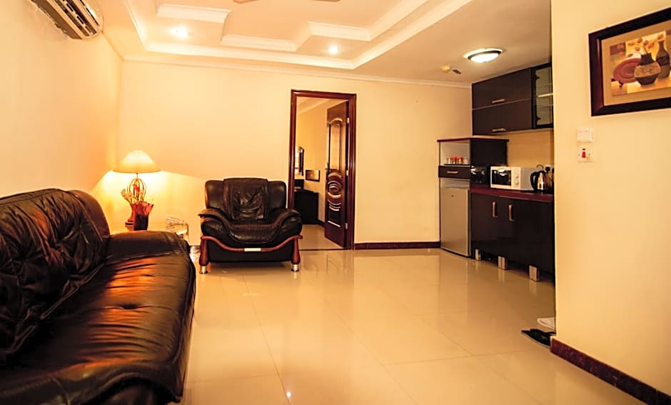 Urban Rose Hotel & Apartments