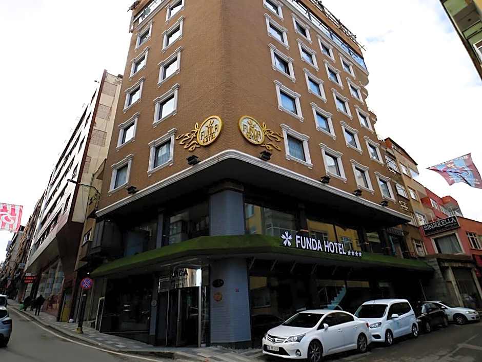 Funda Hotel