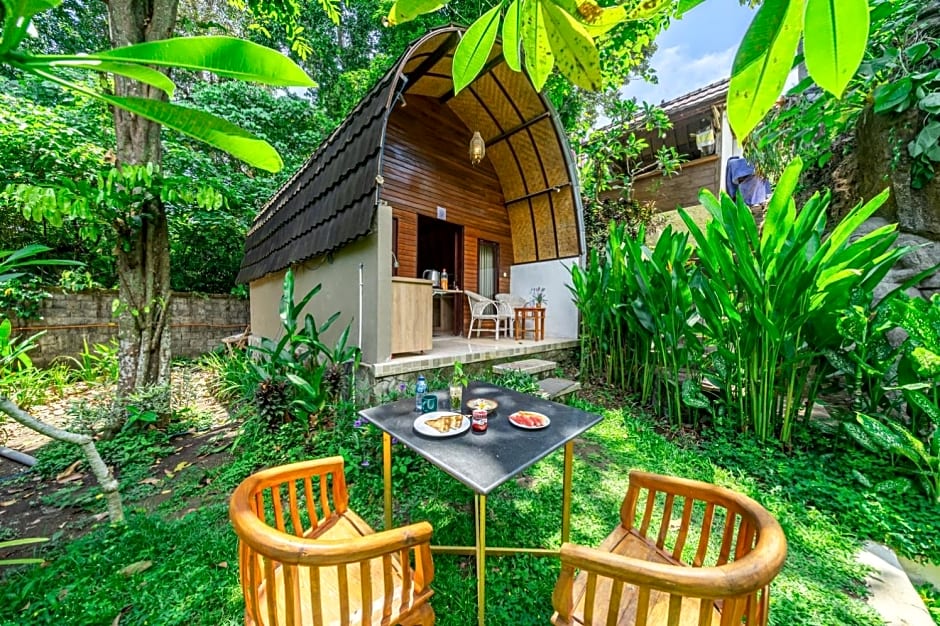 Riverside Retreat