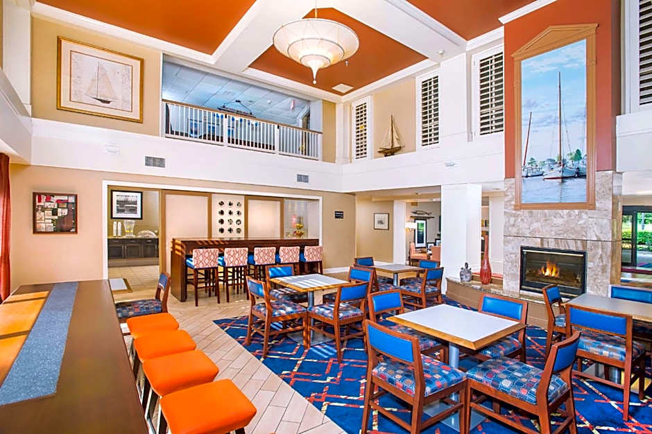 Hampton Inn & Suites Annapolis