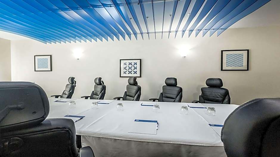 Holiday Inn Express & Suites-Regina-South By IHG