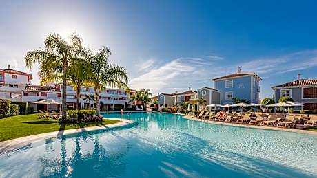 Cortijo del Mar Resort