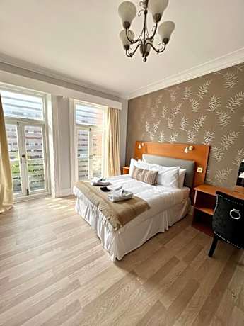 King Room with Balcony