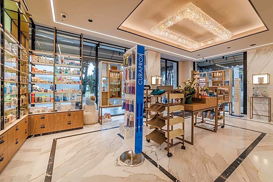 Crowne Plaza Budva by IHG
