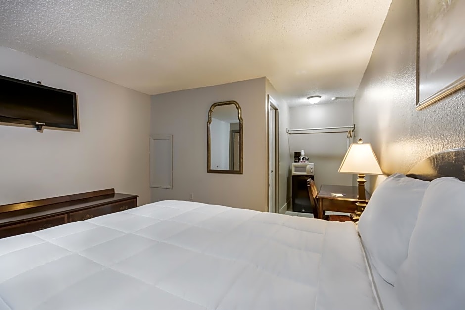 Americas Best Value Inn Woodward at 8th St