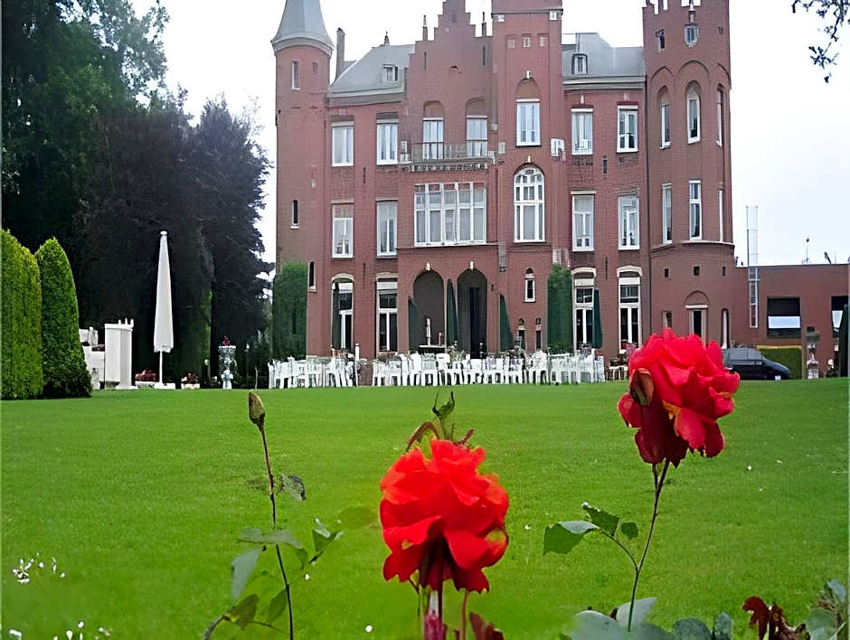 Hotel Lodewijk Van Male