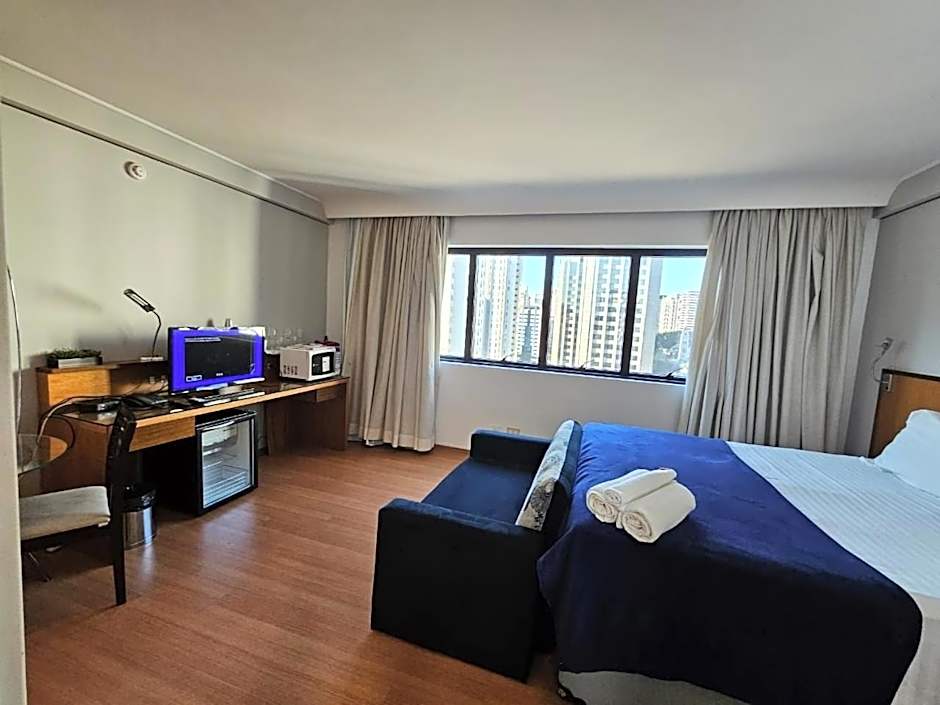 Hotel Internacional Ibirapuera 2534 proximo Metro