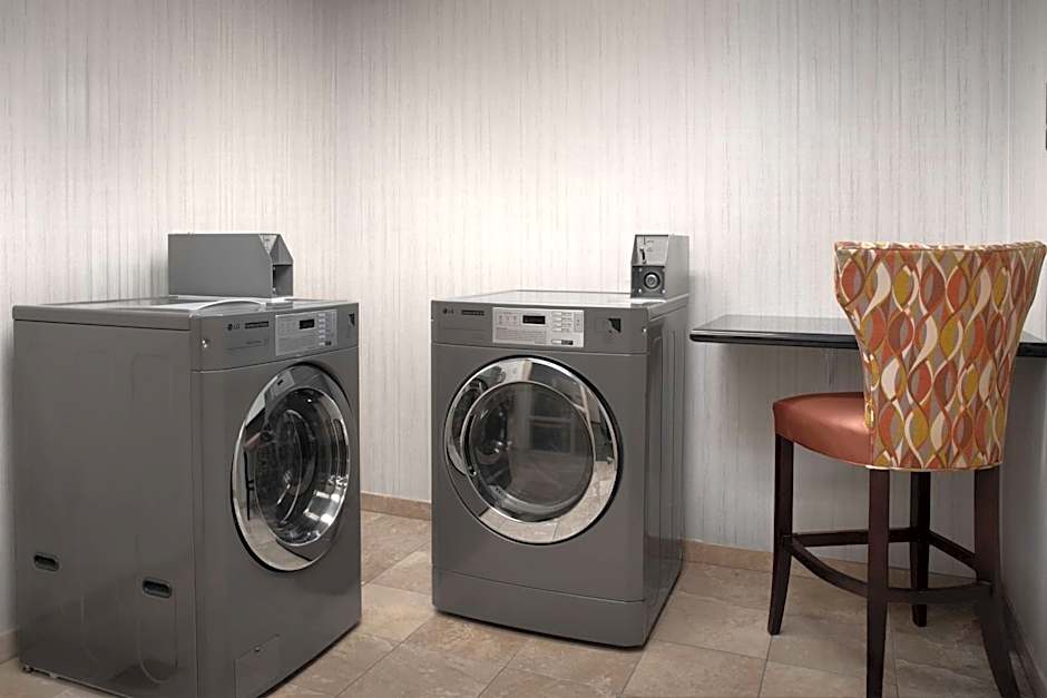 Hampton Inn By Hilton Knoxville-North