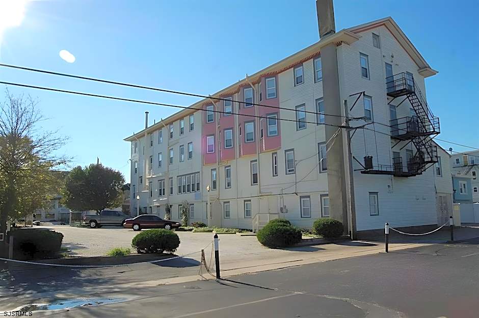 Scarborough Inn