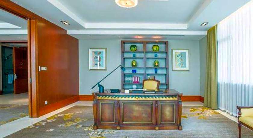 Suzhou Jinji Lake Grand Hotel