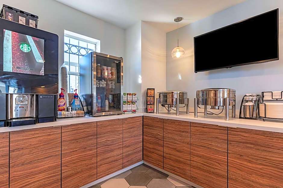 Best Western Plus Executive Suites