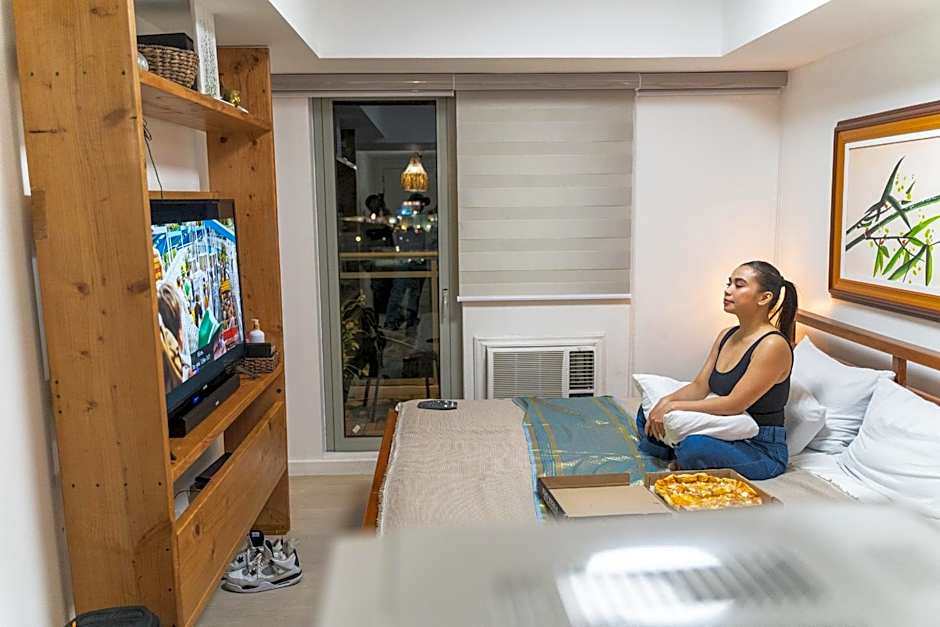 R'Holistay Azure North KING SIZE BED & Wave POOL