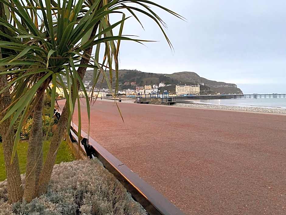 Elsinore Hotel Llandudno
