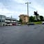Royal Inn & Suites