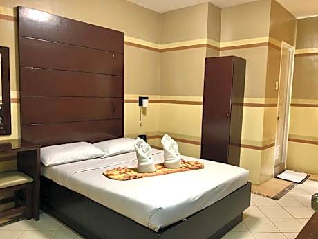 Large Double Room