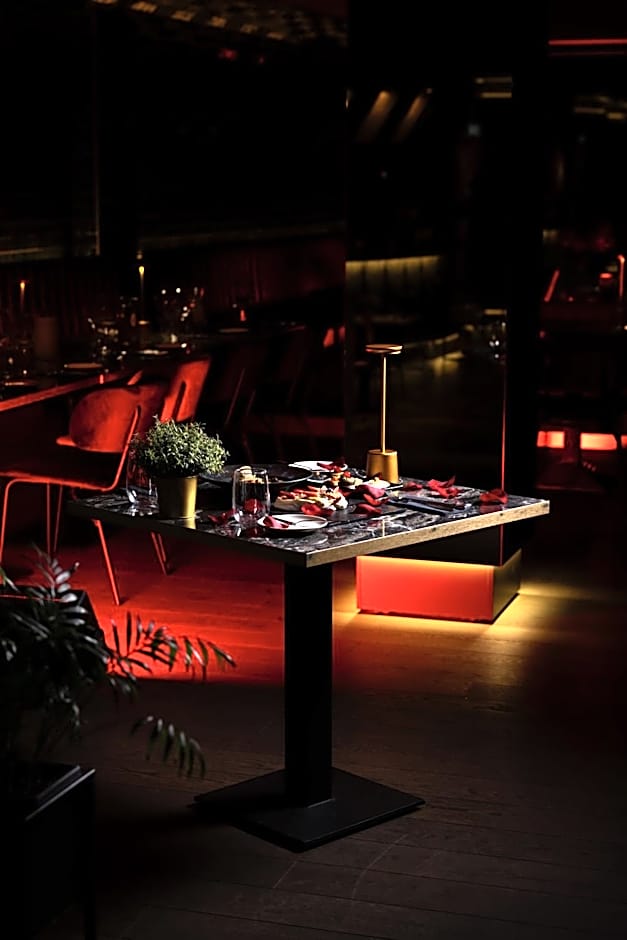 CONTI HOTEL VILNIUS, Conference Centre, Restaurant & Bar