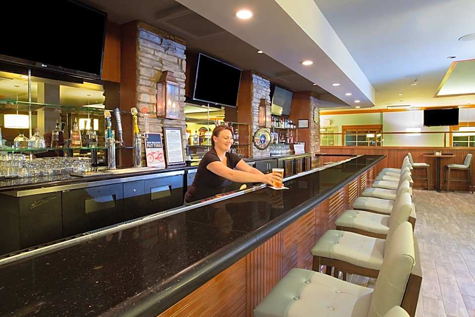 Holiday Inn Colorado Springs Airport by IHG – Colorado Springs, CO