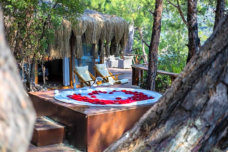 La Boheme Kabak Adults Only