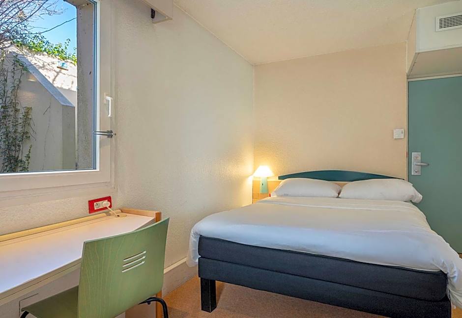 B&B HOTEL Niort Sud Venise Verte