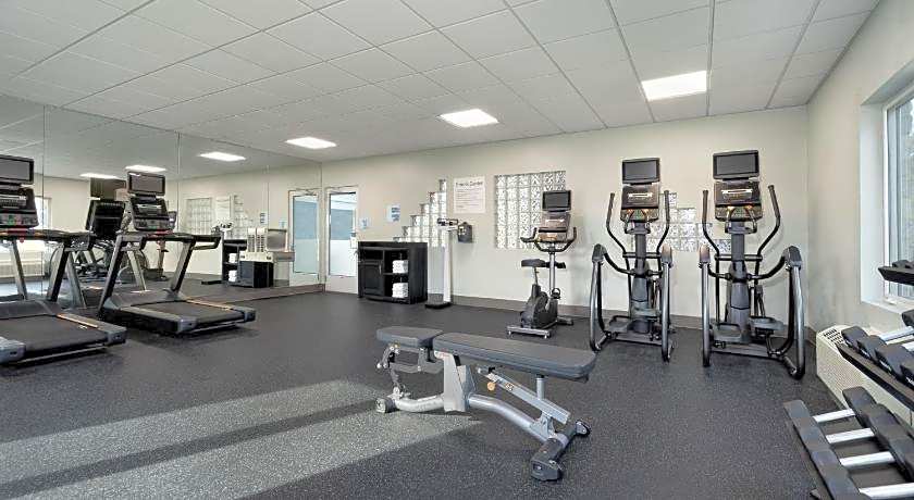 Holiday Inn Express Hotel &amp; Suites Saginaw By IHG