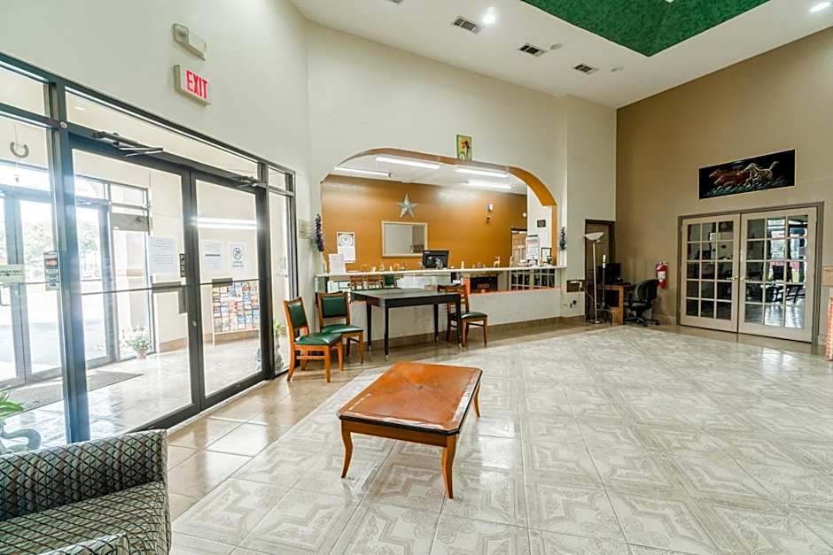 Lone Star Inn & Suites by OYO Harlingen TX