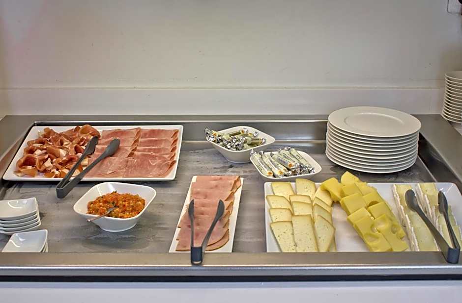 Kyriad Prestige Perpignan Centre Gare